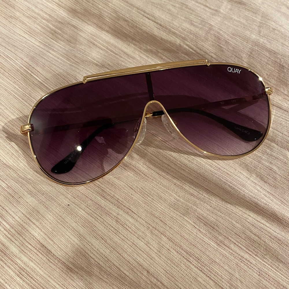 Quay “El Dinero” sunglasses